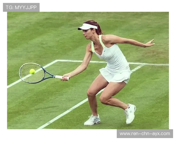 网球小球节奏致胜，选手被赞为“艺术家”